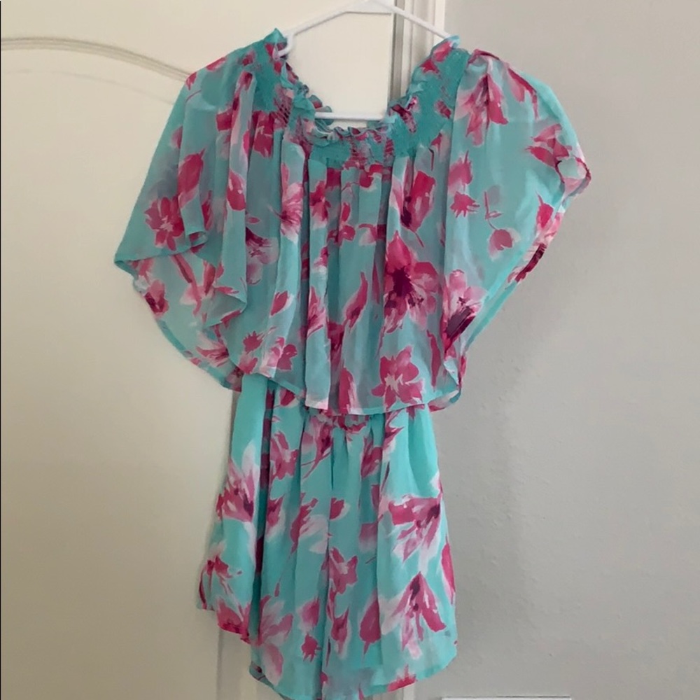Romper - Picture 2 of 4